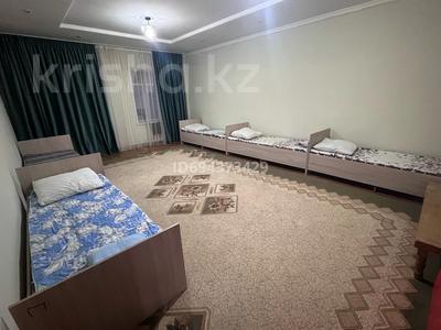 4-комнатный дом помесячно, 180 м², 6 сот., Алькожа 101 за 200 000 〒 в Туркестане