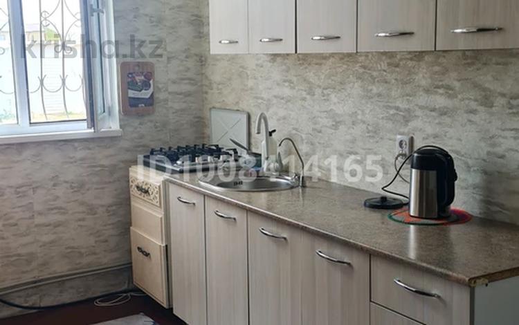 Отдельный дом · 2 комнаты · 60 м² · 8 сот., Кайсар 73 за 150 000 ₸ в Актау, мкр Приморский — фото 2