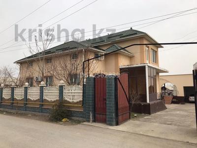 8-комнатная квартира · 250 м² · 2/8 этаж, А. Сапарбай 24 — Майлы Кожа за 220 000 〒 в Сарыагаш