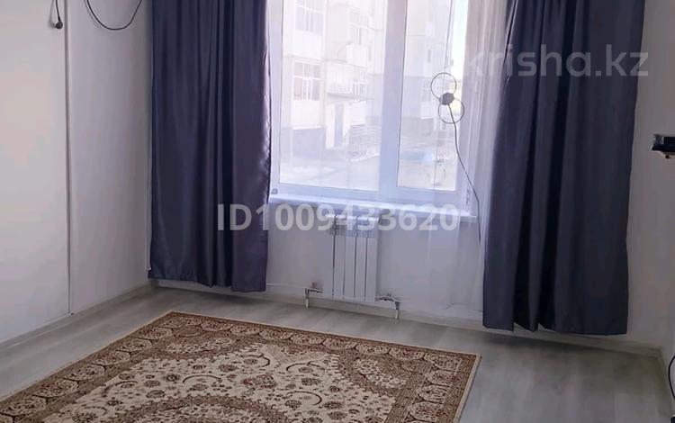 1-комнатная квартира · 40 м² · 1/5 этаж, мкр Береке 11 за 130 000 ₸ в Атырау — фото 2