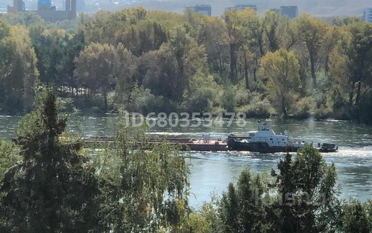 4-бөлмелі пәтер · 105 м² · 8/9 қабат, Набережная им.Славского 20, бағасы: 67.5 млн ₸ в Усть-Каменогорске, Ульбинский — фото 36