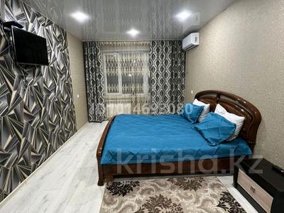 1-бөлмелі пәтер · 40 м² · 7/10 қабат, 11 ш/а., бағасы: 2 000 ₸ в Актобе, мкр 11