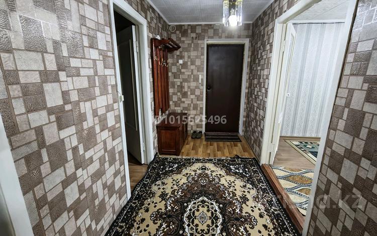 3-комнатная квартира · 70 м² · 3/5 этаж, Құлтекенов 96 за 100 000 ₸ в  — фото 2