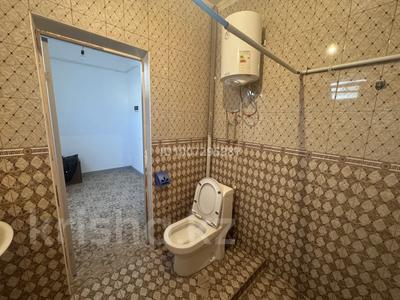 3-бөлмелі пәтер · 100 м² · 1/1 қабат, Мустафа Шокай 130, бағасы: 140 000 ₸ в 