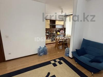 3-бөлмелі пәтер · 75 м² · 2/5 қабат, Курмангазы 1 1 — Обл больницы, бағасы: 28 млн ₸ в Атырау, мкр Авангард-2