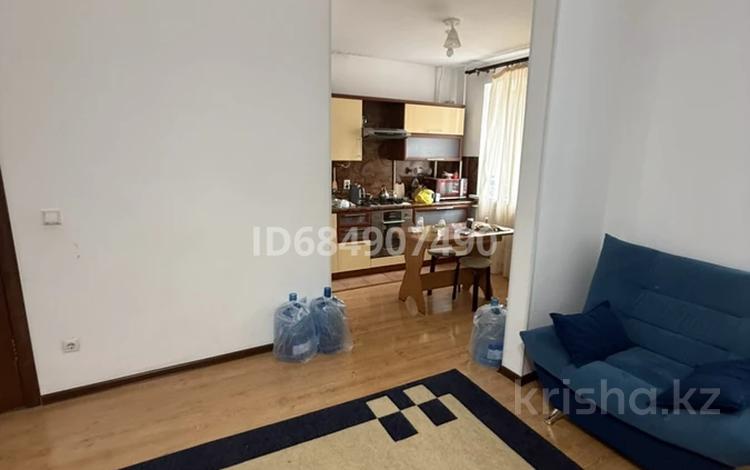 3-бөлмелі пәтер · 75 м² · 2/5 қабат, Курмангазы 1 1 — Обл больницы, бағасы: 28 млн ₸ в Атырау, мкр Авангард-2 — фото 6