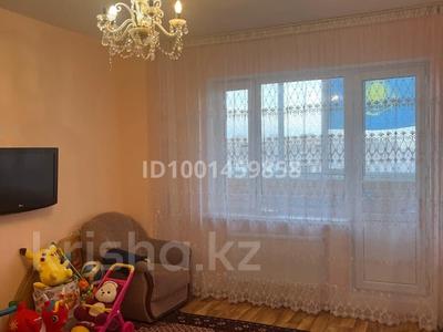 Пәтерлер в Карагандинской обл.: 2-бөлмелі пәтер · 63 м² · 10/16 қабат · ай сайын, мкр Юго-Восток, Степной 3-й мкрн 52 — Старая Корзина, бағасы: 190 000 〒 2-бөлмелі пәтер · 63 м² · 10/16 қабат · ай сайын, мкр Юго-Восток, Степной 3-й мкрн 52 — Старая Корзина, бағасы: 190 000 〒 в Караганде, Казыбек би р-н