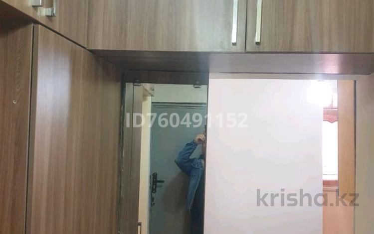 1-комнатная квартира · 25 м² · 2/5 этаж, 22-й мкр 8 — Внутри микрорайона за 6.5 млн 〒 в Актау — фото 2