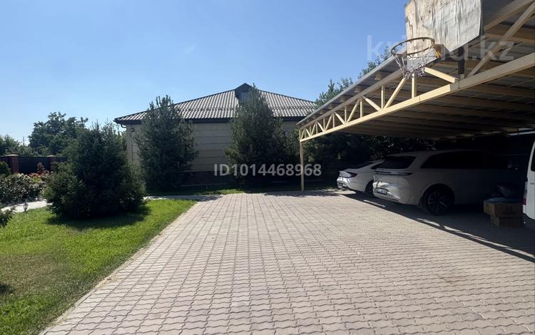 Жеке үй · 7 бөлме · 330 м² · 16 жүзд., Ынтымақ ш/а. 37 — Жиембет Жырау, бағасы: 4 млн ₸ в Алатау, мкр Ынтымак — фото 3