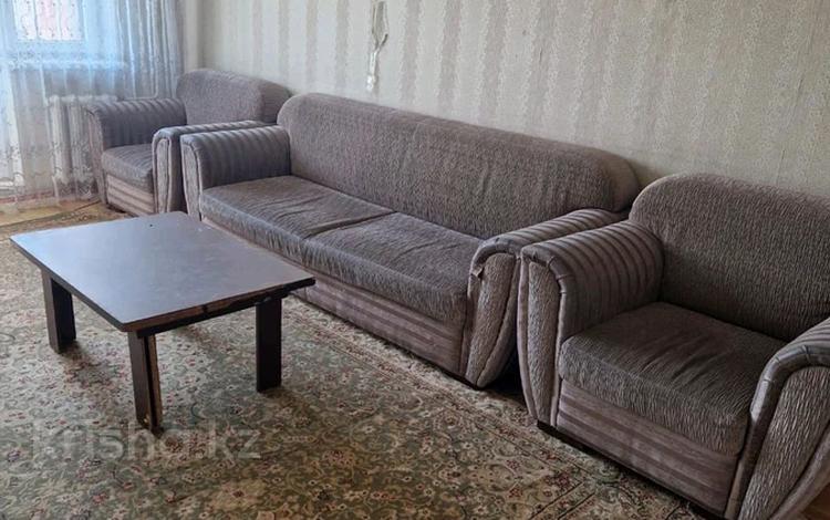 3-комнатная квартира · 60 м² · 4/5 этаж, проспект Республики 41а за 130 000 ₸ в Шымкенте, Аль-Фарабийский р-н — фото 2