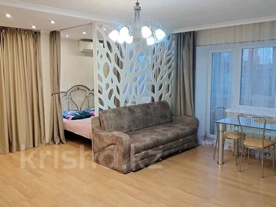 1-бөлмелі пәтер · 50 м² · 4/5 қабат, Тауелсыздык 37 — ЦУМ, Март, Макдональдс, Горотдел, Центр парк, Акимат, бағасы: 11 000 ₸ в Костанае