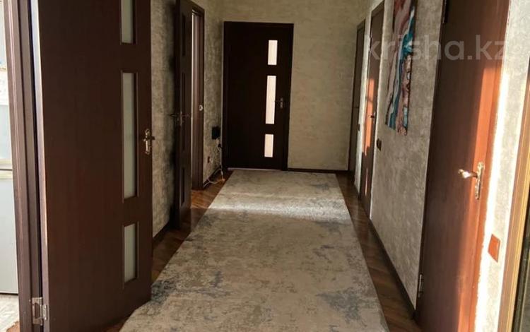 3-комнатная квартира · 80 м² · 8/9 этаж, мкр Акбулак, чуланова 139 за 38.5 млн ₸ в Алматы, Алатауский р-н — фото 2