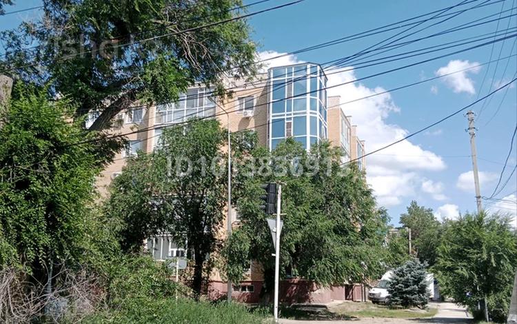 2-комнатная квартира · 71 м² · 5/5 этаж, Айтеке Би 66 за ~ 20.3 млн ₸ в Актобе, мкр. Курмыш — фото 2