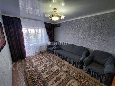 2-комнатная квартира · 60 м² · 3/6 этаж, Щурихина 40 за 13 000 〒 в Уральске