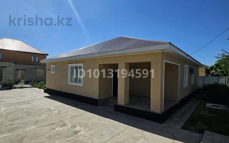 Отдельный дом · 4 комнаты · 145 м² · 8 сот., мкр Самал, 8 19 — Магазина Аяжан, или рядом со школой за 46 млн ₸ в Атырау — фото 2