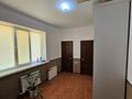 Отдельный дом · 4 комнаты · 145 м² · 8 сот., мкр Самал, 8 19 — Магазина Аяжан, или рядом со школой за 46 млн ₸ в Атырау — фото 4