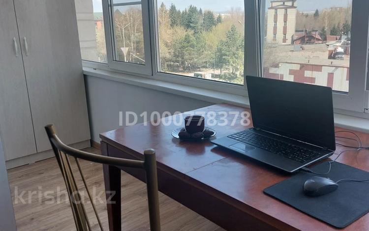 1-комнатная квартира · 43 м² · 5/9 этаж, Крылова 66 — Пр Победы -Крылова за 160 000 ₸ в Усть-Каменогорске — фото 2