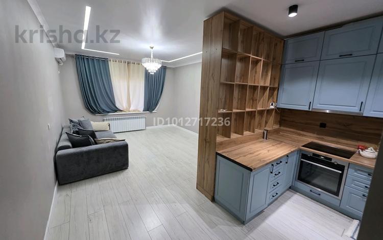 2-бөлмелі пәтер · 60 м² · 1/3 қабат, мкр Нурсая, Абулхайр-хана 17б, бағасы: 27.8 млн ₸ в Атырау — фото 2