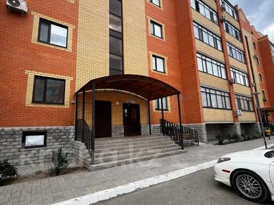 4-комнатная квартира · 155 м² · 5/6 этаж, мкр. Алтын орда, Тауелсиздик 23д — Газиза Жубанова за 40 млн ₸ в Актобе