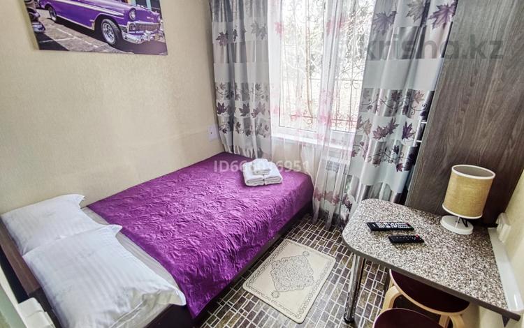 1-комнатная квартира, 15 м², 1/5 этаж посуточно, мкр Орбита-2 4 — Биржана за 10 500 〒 в Алматы, Бостандыкский р-н — фото 2