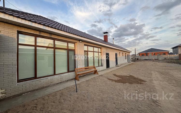 Отдельный дом · 1 комната · 100 м² · 10 сот., Тайтобе за 35 млн 〒 в Жибек Жолы — фото 2