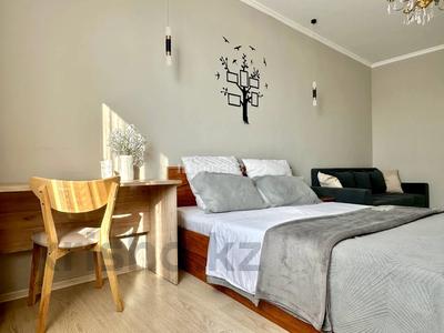 1-комнатная квартира · 45 м² · 3/13 этаж · по часам, Утеген батыра 17б за 2 500 〒 в Алматы, Ауэзовский р-н