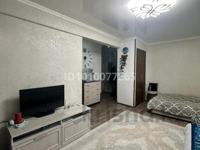 1-комнатная квартира · 31 м² · 3/5 этаж, Ленинградская 54 за 100 000 〒 в Шахтинске