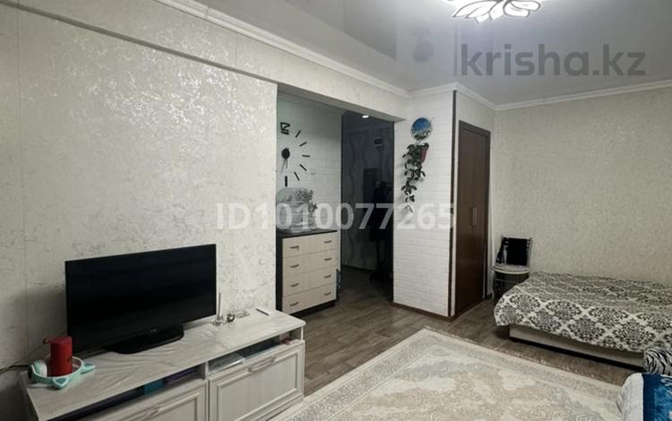 1-комнатная квартира · 31 м² · 3/5 этаж, Ленинградская 54 за 100 000 〒 в Шахтинске — фото 2