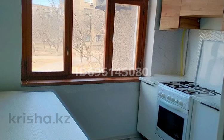 2-комнатная квартира · 46 м² · 2/5 этаж, 12-й мкр 19 за 150 000 ₸ в Актау — фото 2