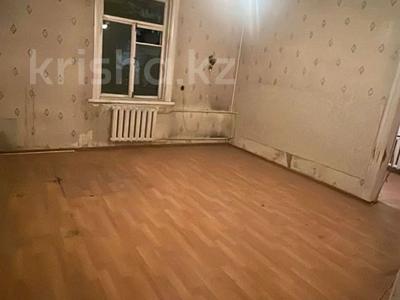 3-комнатная квартира · 65 м² · 2/2 этаж, Абая 67 — Сейфуллина за 200 000 〒 в Алматы, Алмалинский р-н