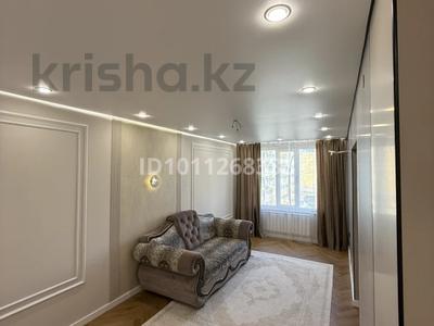 2-бөлмелі пәтер · 55 м² · 6/9 қабат, Райымбек 590/15, бағасы: 250 000 ₸ в Алматы, Наурызбайский р-н