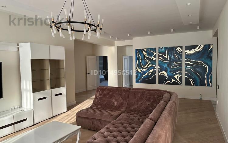 4-комнатная квартира · 188 м² · 9/9 этаж, Зенкова — Зенкова за 208 млн ₸ в Алматы, Медеуский р-н — фото 2