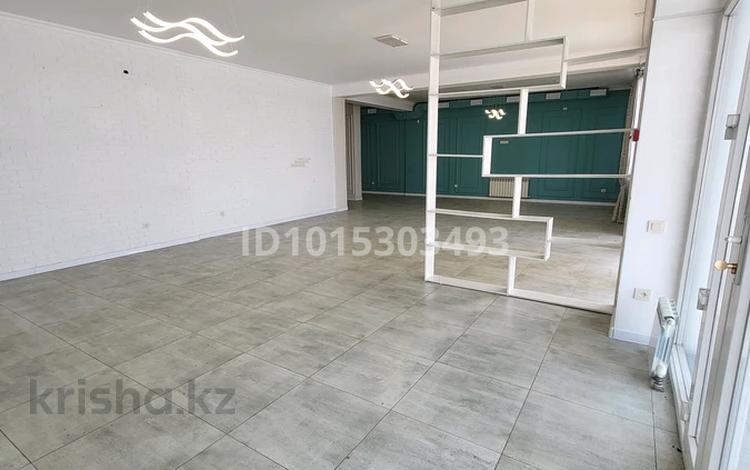 Еркін, дүкендер мен бутиктер, қоғамдық тамақтану орны · 200 м², бағасы: 87 млн ₸ в Талдыкоргане, мкр Жана Гарышкер — фото 2