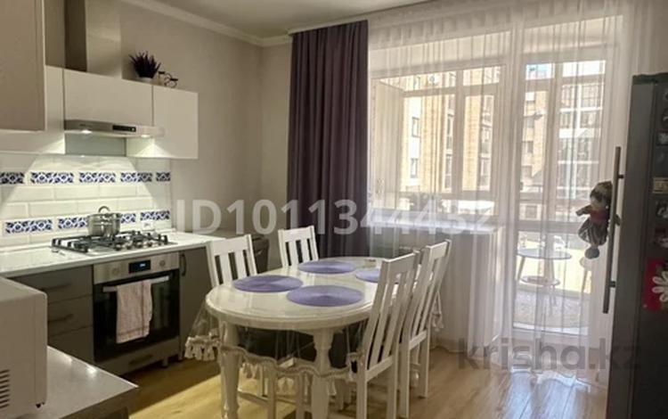 3-бөлмелі пәтер · 90.6 м² · 2/5 қабат, Байтурсынова 86 — Габдуллина, бағасы: 43 млн ₸ в Кокшетау — фото 2