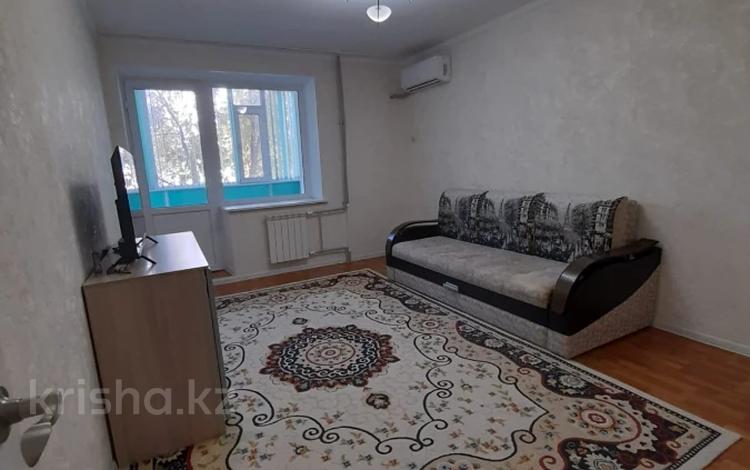 2-комнатная квартира, 57 м², 1/6 этаж, мкр 12 за 20.5 млн 〒 в Актобе, мкр 12 — фото 2