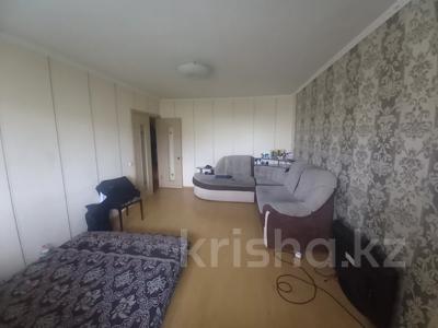 2-комнатная квартира · 52 м², Назарбаева за 18.5 млн 〒 в Петропавловске