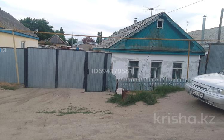 Отдельный дом · 3 комнаты · 48 м² · 5 сот., Чехова 25 за 15 млн ₸ в Актобе, мкр Москва — фото 2