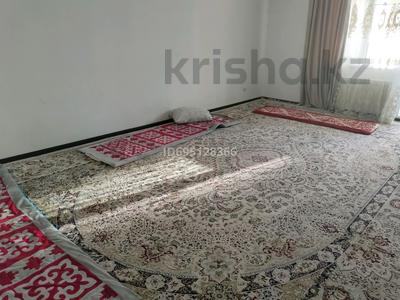 2-бөлмелі пәтер · 85 м² · 5/5 қабат, Алтын орда ш/а. 56д к1 92 — Возле Теннисный корт Асе, бағасы: 13 000 ₸ в Актобе, мкр. Алтын орда