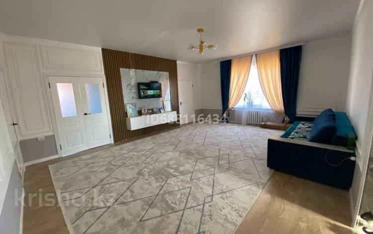 Отдельный дом • 5 комнат • 165 м² • 8.5 сот., Кобыланды 1 за 45 млн 〒 в Таразе — фото 2