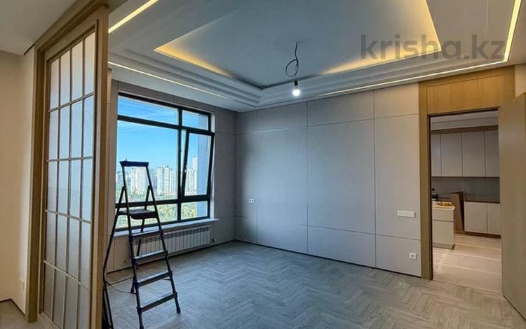 5-комнатная квартира · 224 м² · 17/20 этаж, ул. Жүмекен Нәжімеденов 2 за 550 млн ₸ в Астане, Сарайшык р-н — фото 2