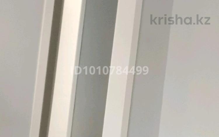 4-бөлмелі пәтер · 80 м² · 5/9 қабат, Бобровка, Кустанайская 1Б, бағасы: 35 млн ₸ в Семее — фото 2