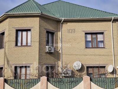 Отдельный дом · 8 комнат · 300 м² · 10 сот., мкр "Шыгыс 3" за 140 млн 〒 в Актау, мкр "Шыгыс 3"