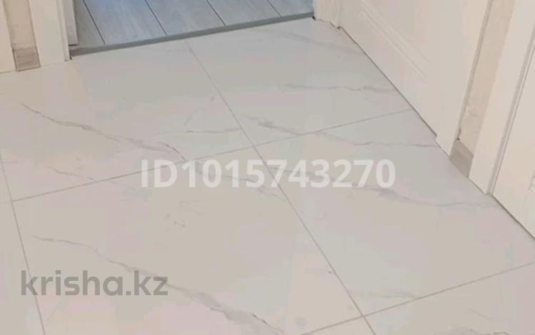 2-комнатная квартира · 45 м² · 3/7 этаж, 11-й мкр 18 за 11.5 млн ₸ в Актау — фото 2