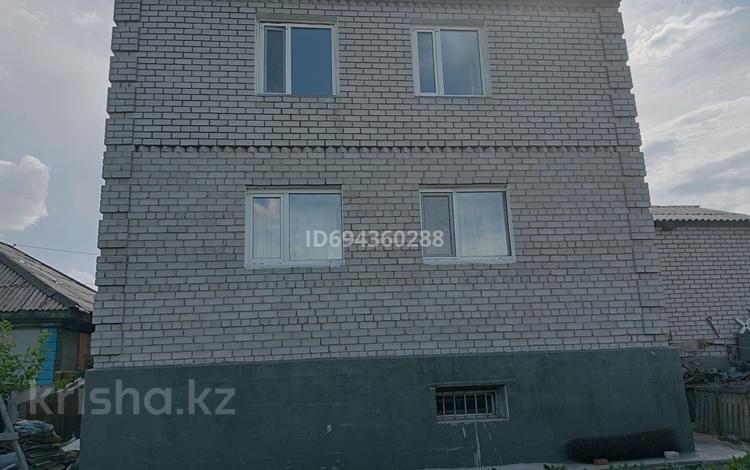 Отдельный дом · 4 комнаты · 101.7 м² · 6 сот., Акмолинский заезд 11 — Недалёко от геолого-разведочного колледжа. за 26 млн 〒 в Семее — фото 30