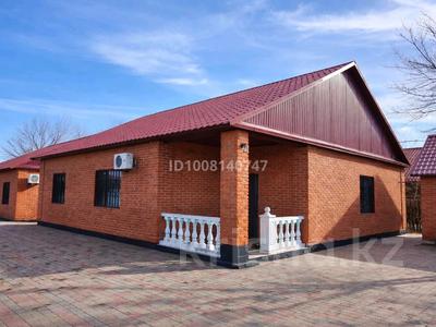 Дом · 3 комнаты · 100 м², Тау — Тау база отдыха за 45 000 〒 в Актобе