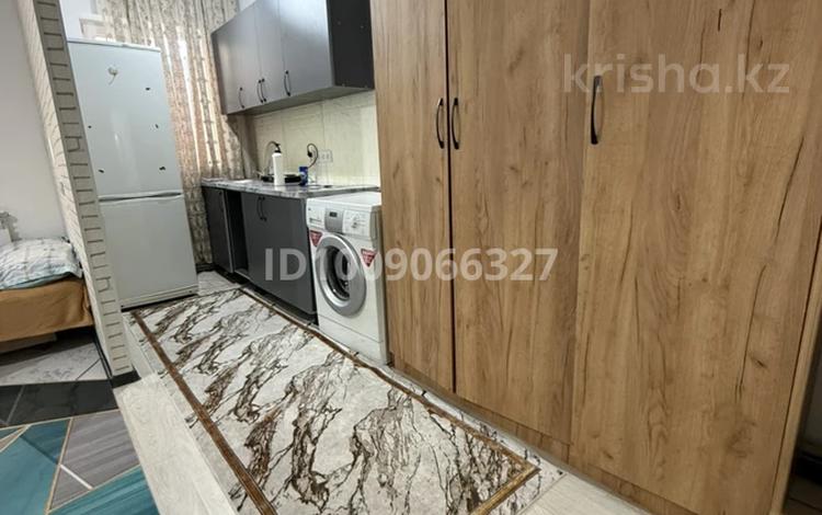 1-бөлмелі пәтер · 16 м² · 1/2 қабат, мкр Шанырак-2 56 — Мөлдір садик жаны, бағасы: 140 000 〒 в Алматы, Алатауский р-н — фото 2