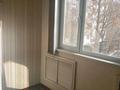 3-комнатная квартира, 67 м², 2/5 этаж, мкр Сайрам , Еримбетова 38 за 27 млн 〒 в Шымкенте, Енбекшинский р-н — фото 3