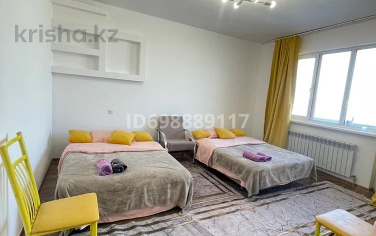 3-бөлмелі пәтер · 100 м² · 11/15 қабат, Толе би 273/7, бағасы: 24 900 ₸ в Алматы, Алмалинский р-н — фото 15