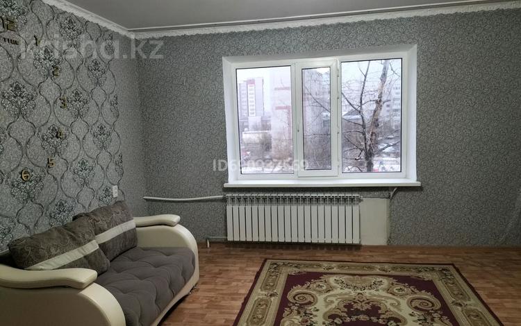 2-бөлмелі пәтер, 54 м², 5/5 қабат, Докучаева 7, бағасы: 18 млн 〒 в Семее — фото 2