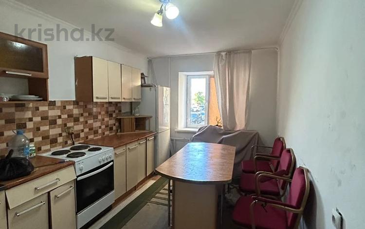 3-бөлмелі пәтер · 70 м² · 1/9 қабат, Косшығұлұлы 18, бағасы: 280 000 ₸ в Астане, Сарыарка р-н — фото 2